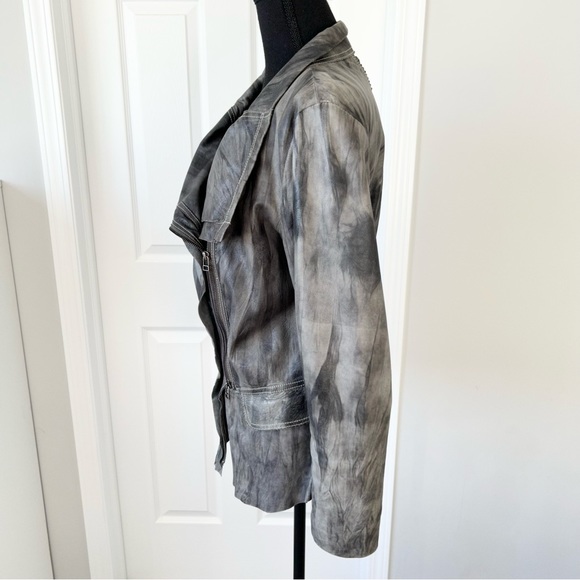 Summum Distressed Luxury Soft Leather Moto Jacket - Picture 2 of 15